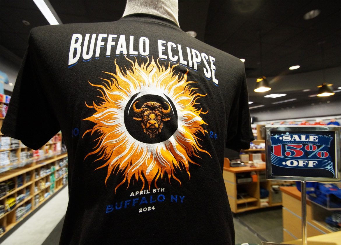 Tee Shirt U Eclipse Shirt